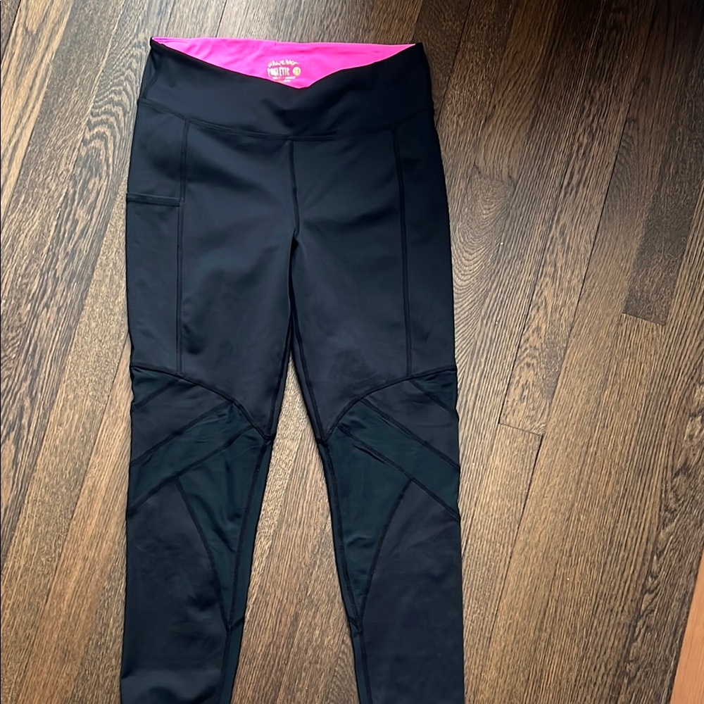 Lilly Pulitzer Black Leggings with Pink Waistband